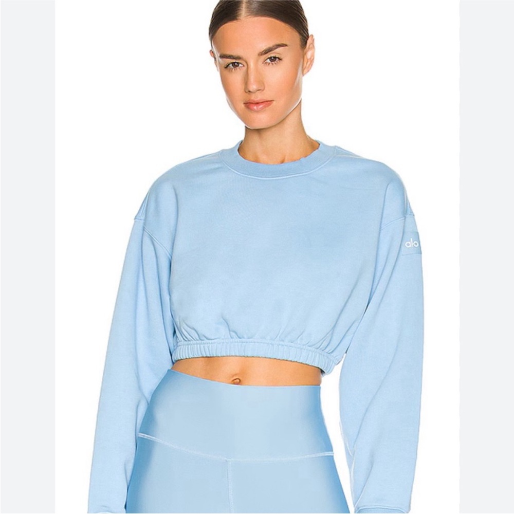 ALO | DEVOTION CREW NECK PULLOVER SWEATSHIRT
Blue Skies / Size S